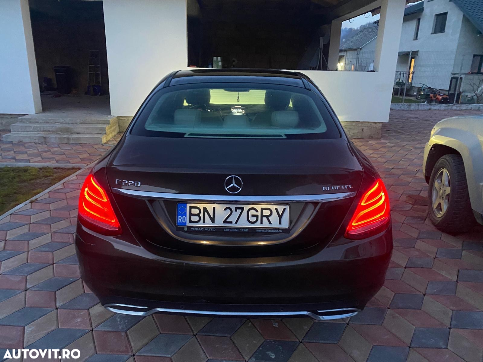 Mercedes-Benz C - 4