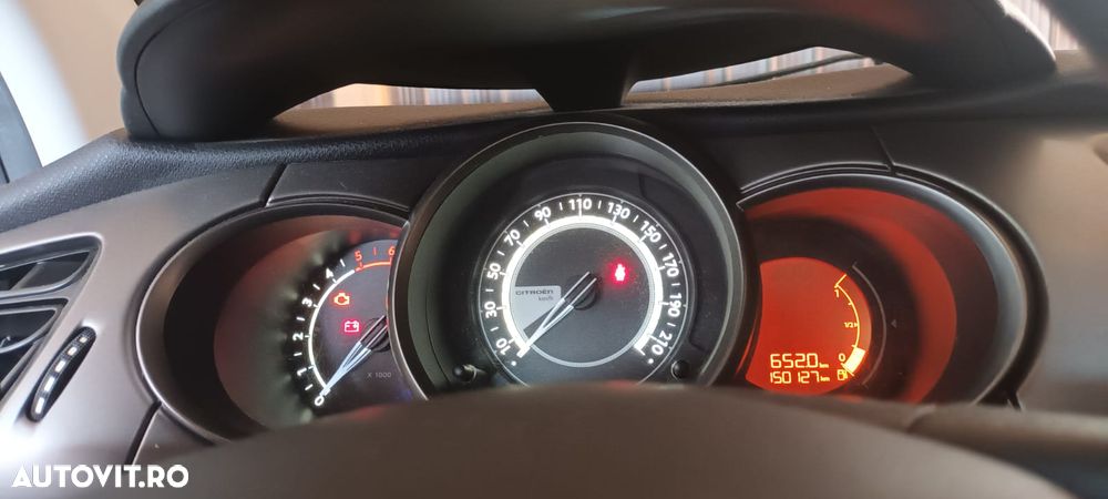Citroën C3 1.6 HDI Exclusive - 10