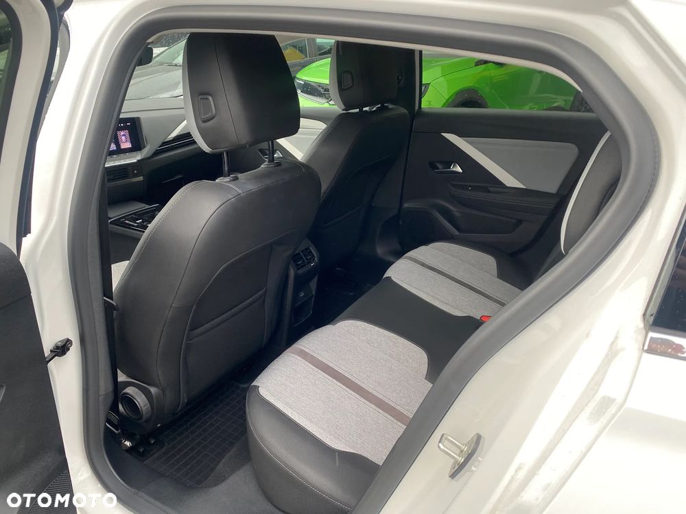 Opel Astra VI 1.2 T Elegance S&S - 13