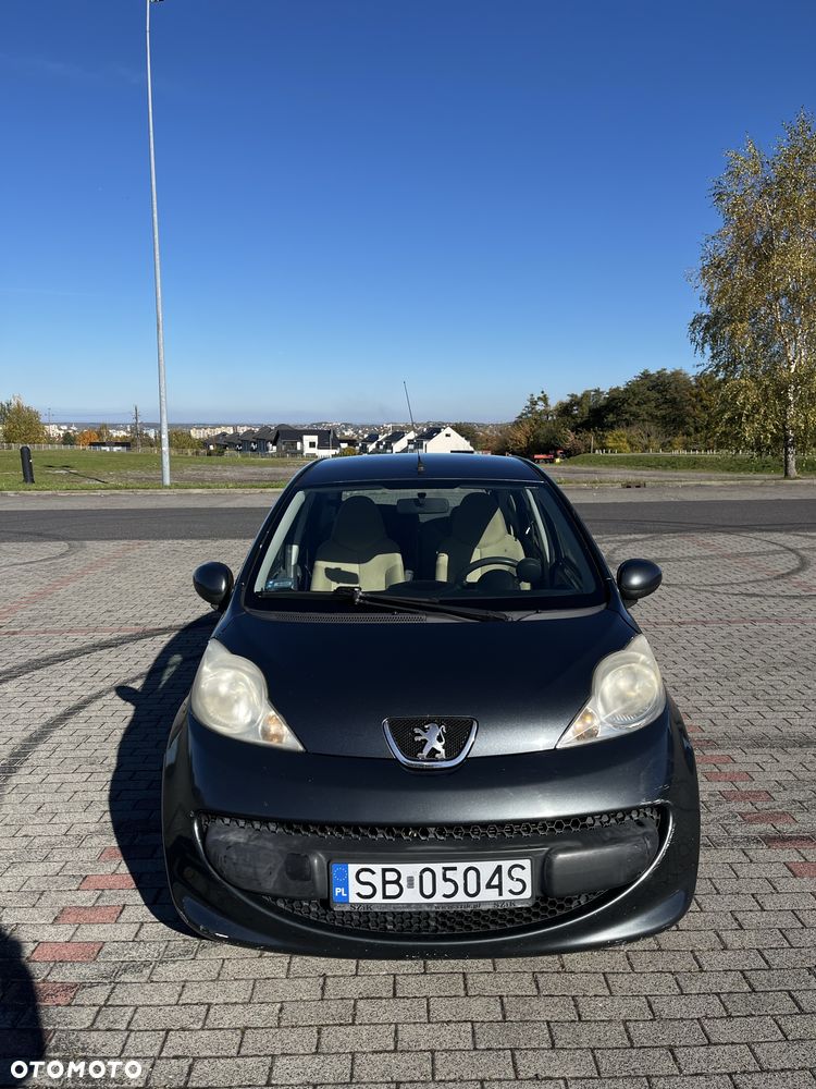 Peugeot 107 - 1