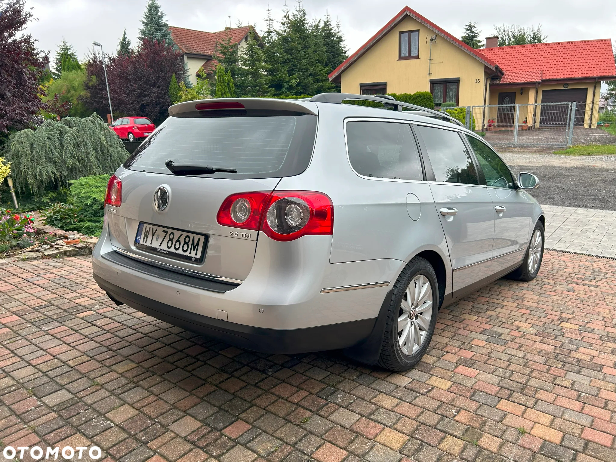 Volkswagen Passat 2.0 TDI DPF Comfortline - 9