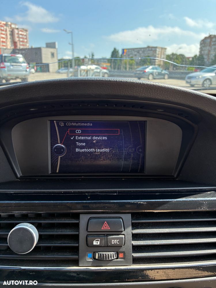 BMW Seria 3 318d - 16