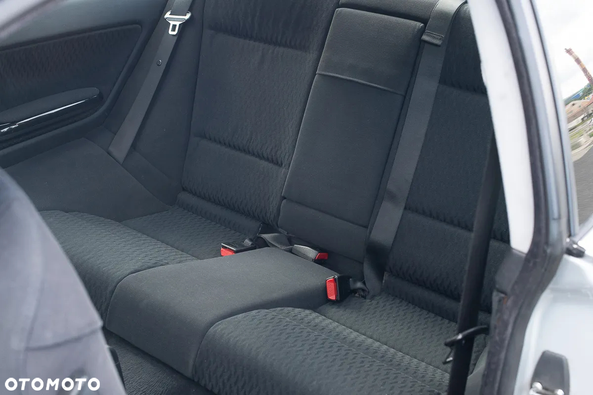 BMW Seria 3 323Ci - 20