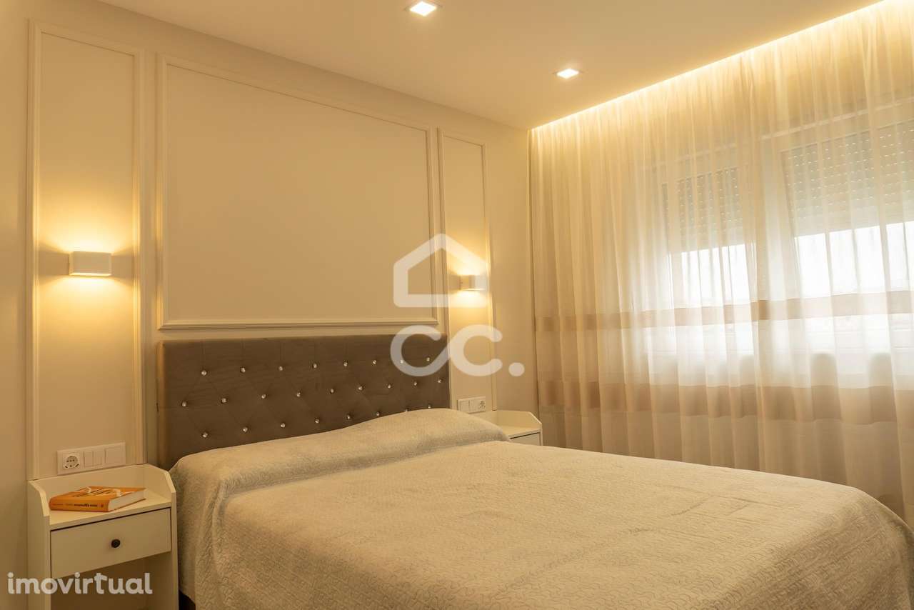 Apartamento T2  Renovado Alfornelos/ Metro RESERVADO - Grande imagem: 2/36