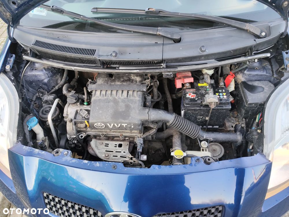 Toyota Yaris 1.3 Luna Premium - 12