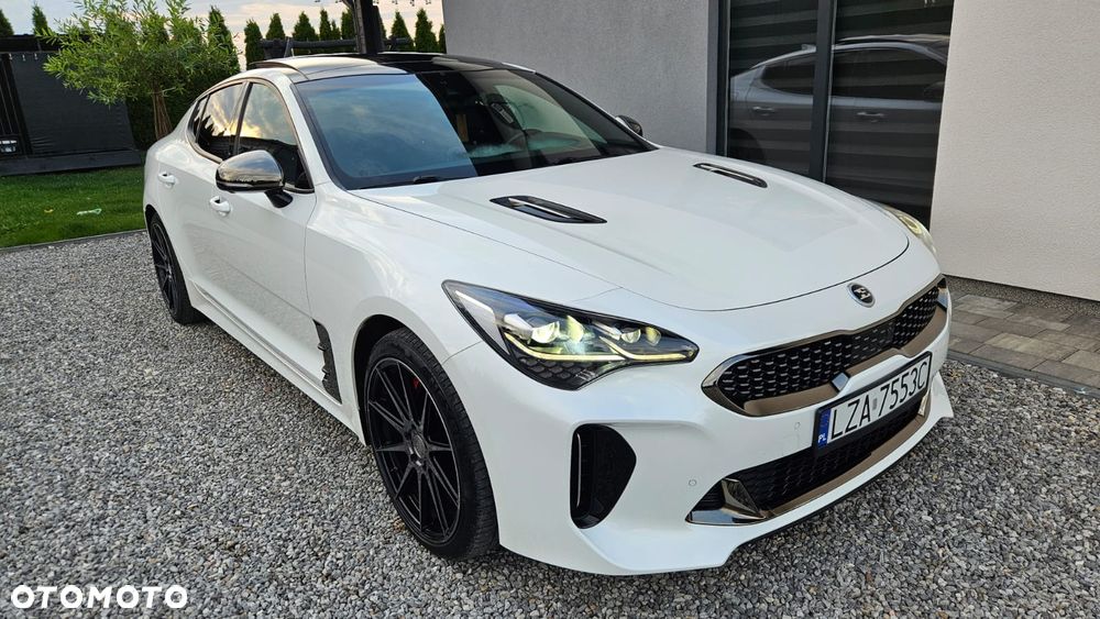 Kia Stinger 3.3 T-GDI AWD GT - 2