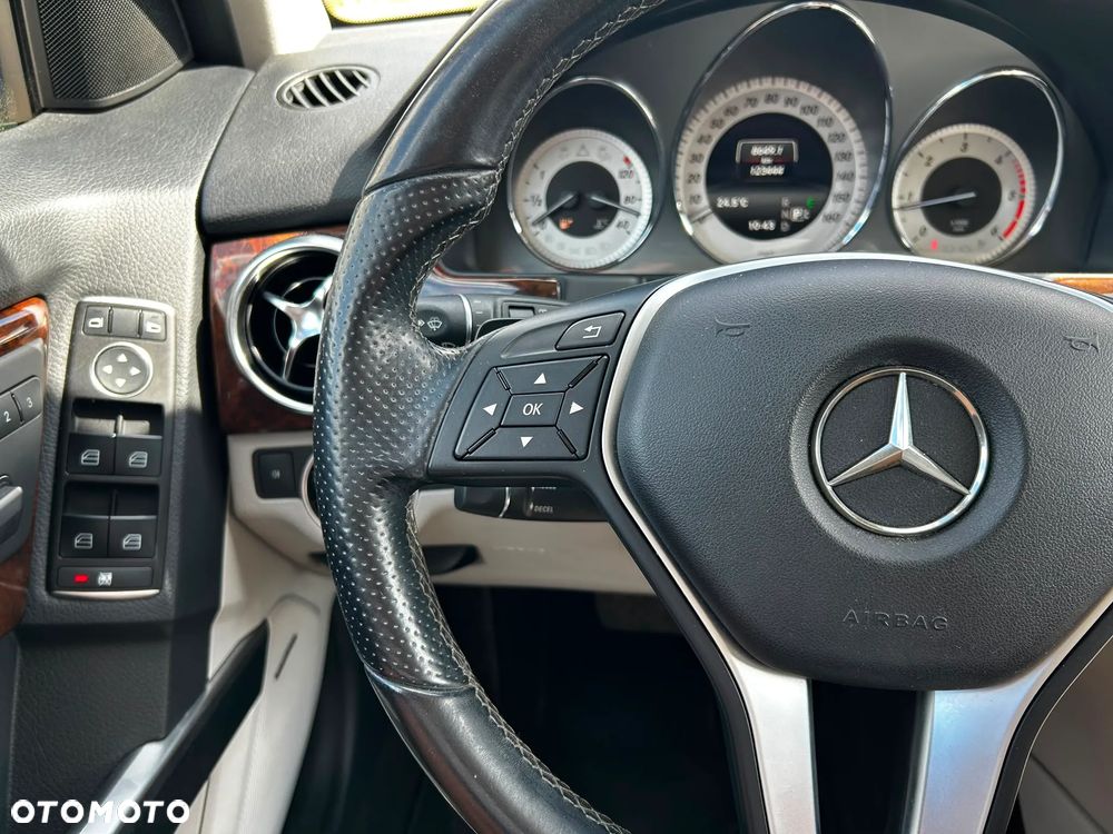 Mercedes-Benz GLK 250 CDI DPF 4Matic BlueEFFICIENCY 7G-TRONIC SPORT EDITION - 25