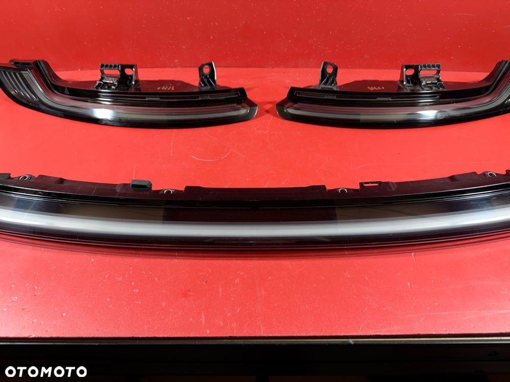 LAMPY TYLNE BLENDA PORSCHE 911 992 TUTBO GTS - 3