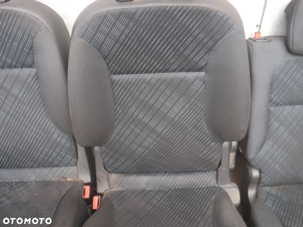 Citroen Berlingo II Peugeot Partner II fotel fotele siedzenia przod tyl Europa - 12