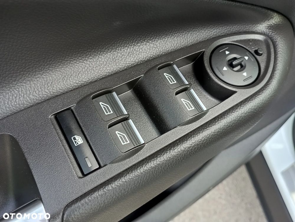Ford Kuga - 29