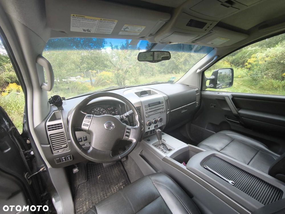 Nissan Titan - 3