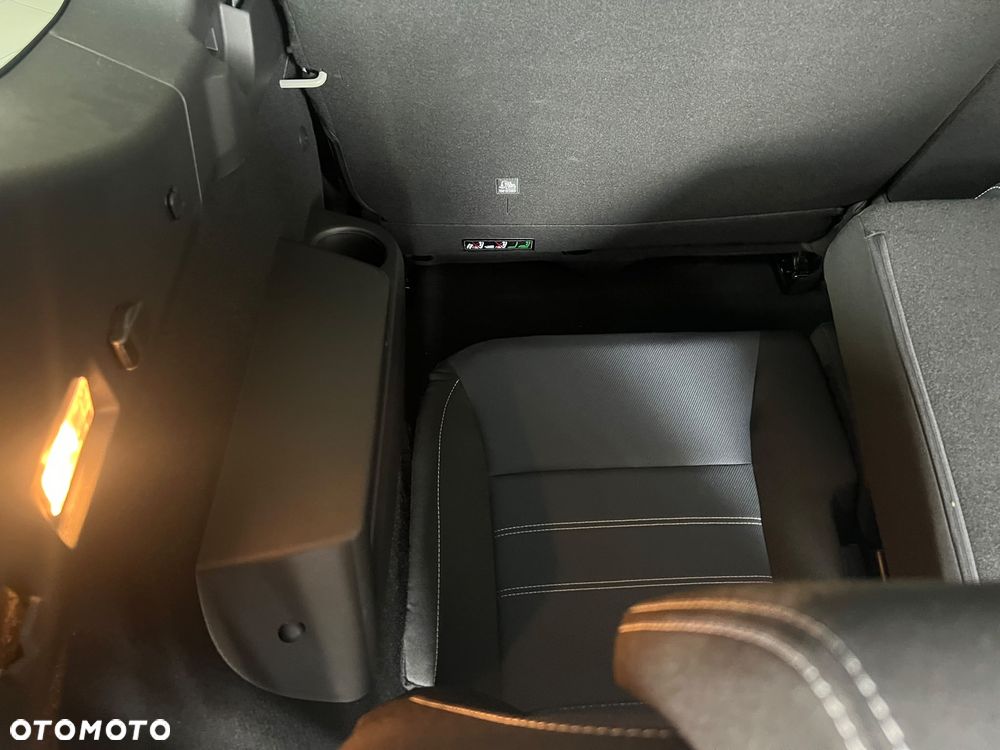 Dacia Jogger 1.8 Full Hybrid 155 Journey MMT 7os - 14