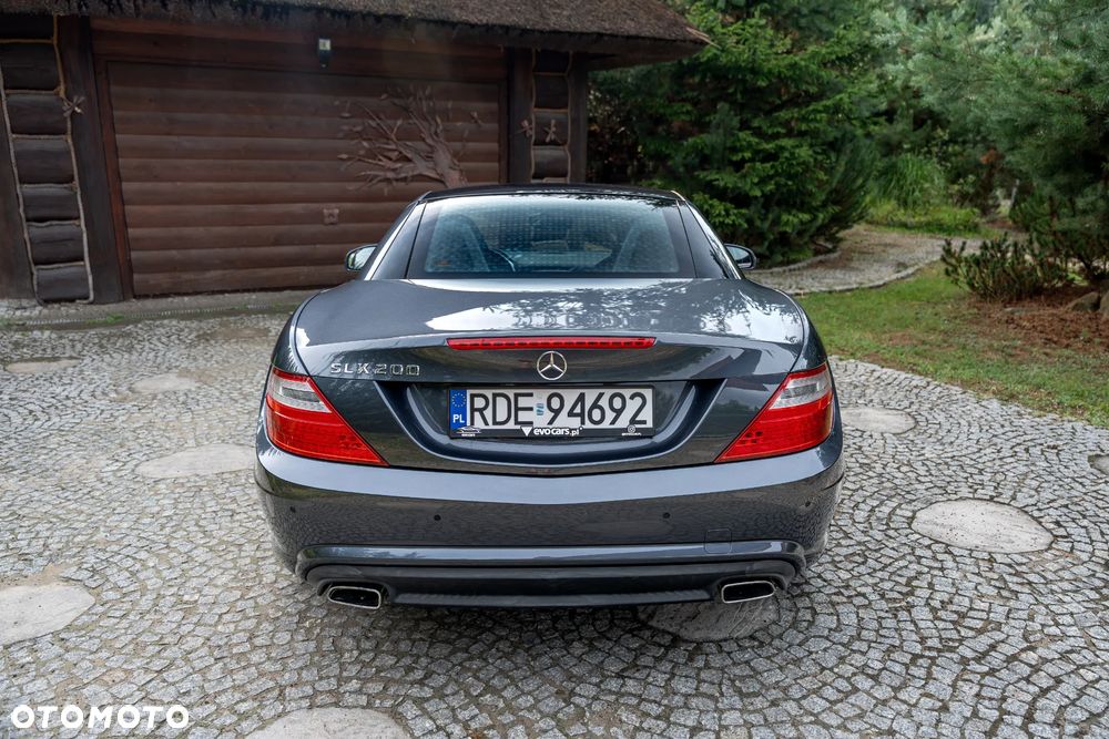 Mercedes-Benz SLK 200 (BlueEFFICIENCY) 7G-TRONIC - 7