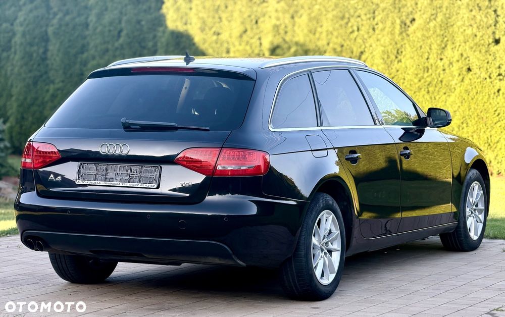 Audi A4 Avant - 6