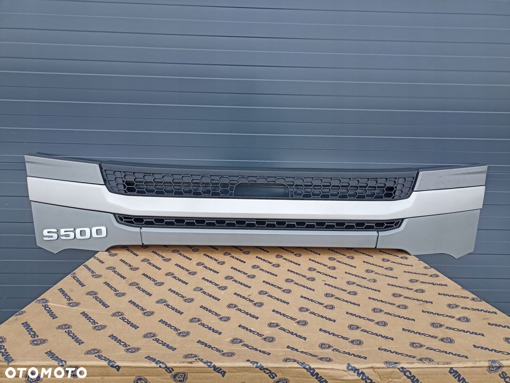 ATRAPA ŁAWKA STOPIEŃ SCANIA R S NOWY MODEL - 1