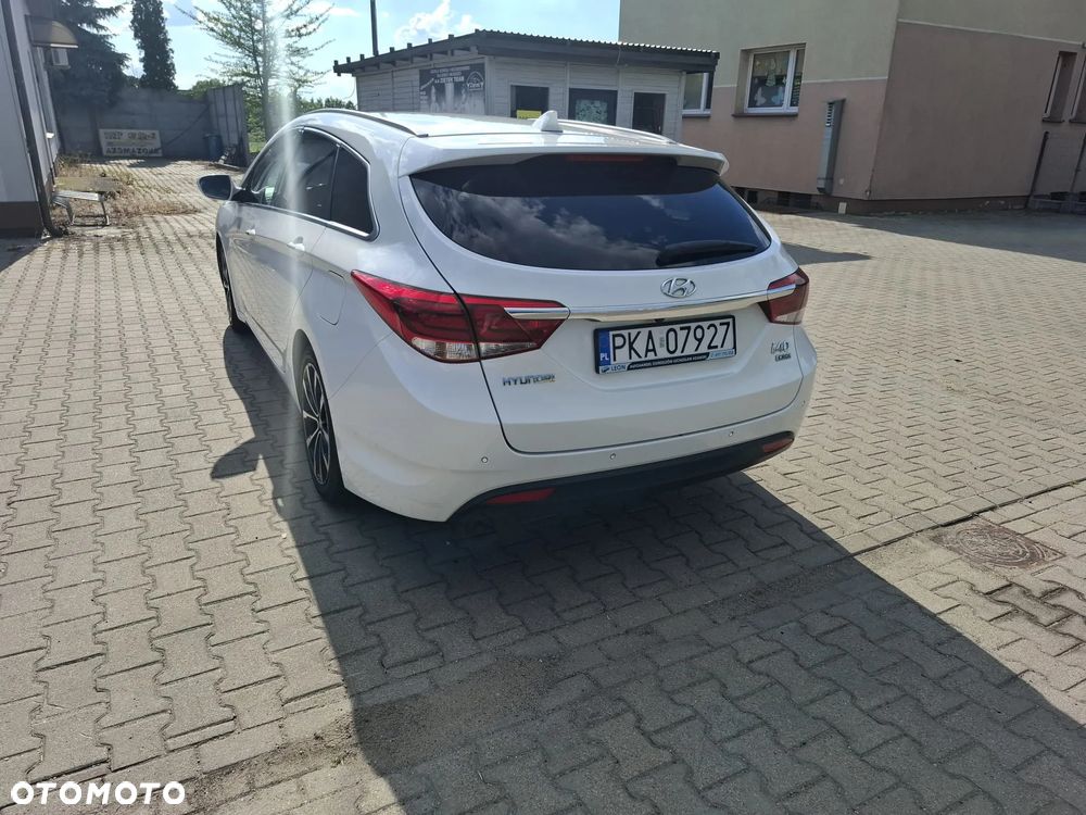 Hyundai i40 Kombi 1.7 CRDi DCT Premium - 7