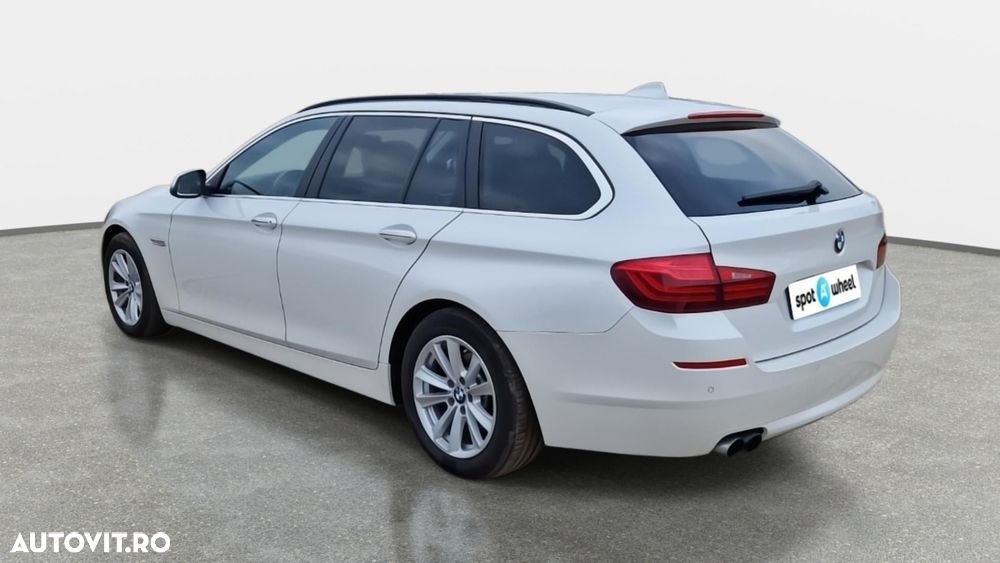 BMW Seria 5 520d AT - 9