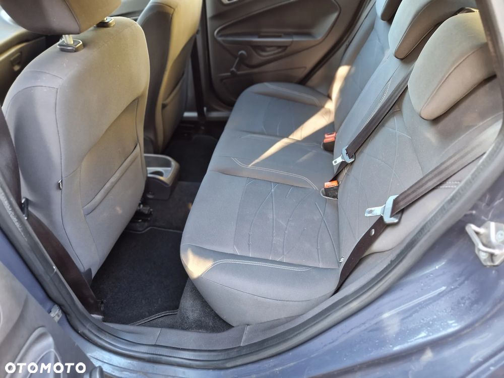Ford Fiesta 1.25 Ambiente EU5 - 15