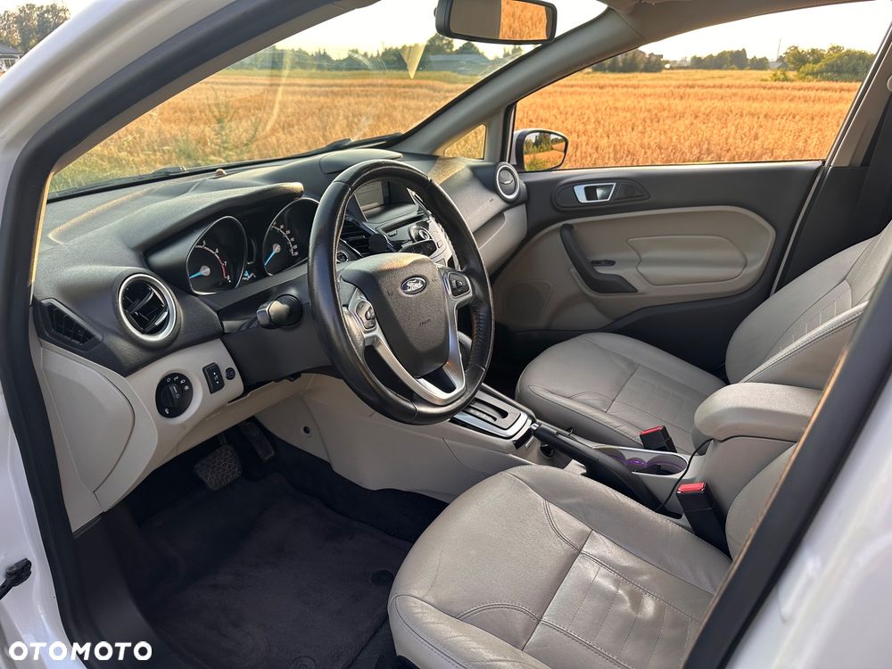 Ford Fiesta - 8