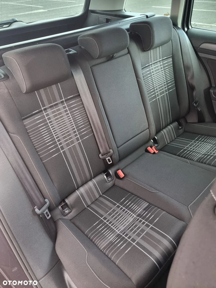 Volkswagen Golf 1.6 BlueTDI Comfortline - 10