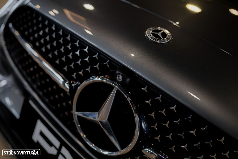 Mercedes-Benz C 300 e AMG Line - 12