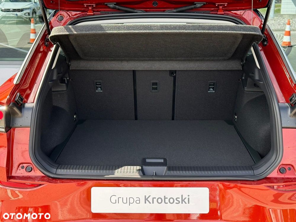 Volkswagen T-Roc - 9