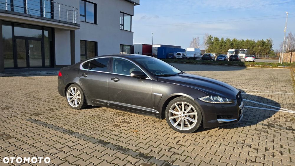 Jaguar XF 3.0 V6 D S Premium Luxury - 3