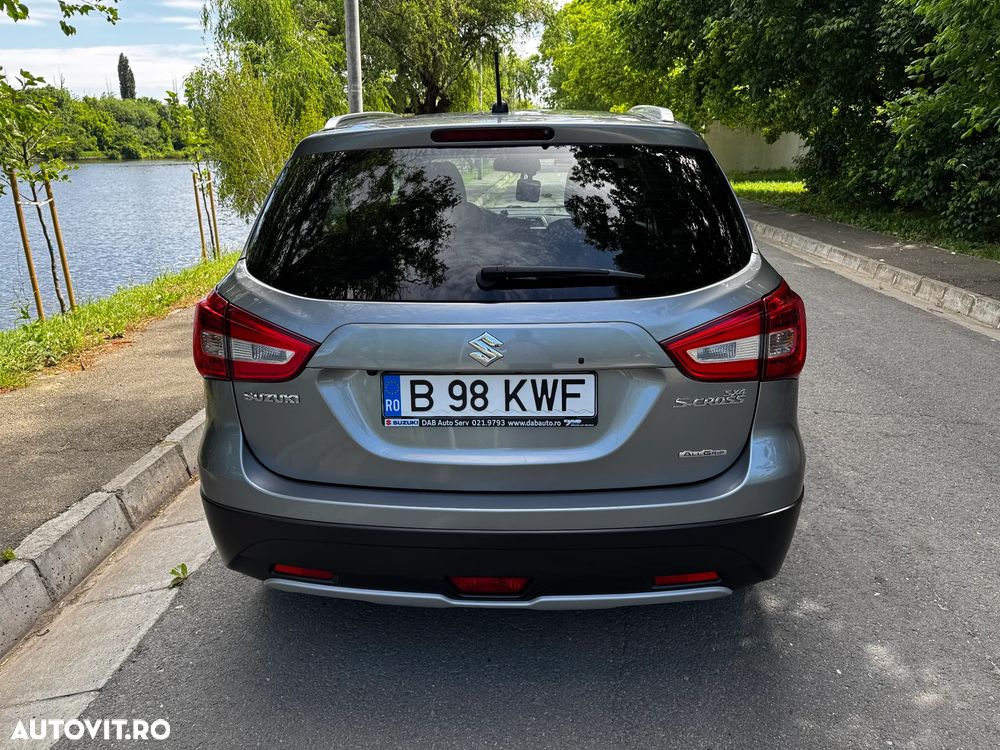 Suzuki S-Cross - 12