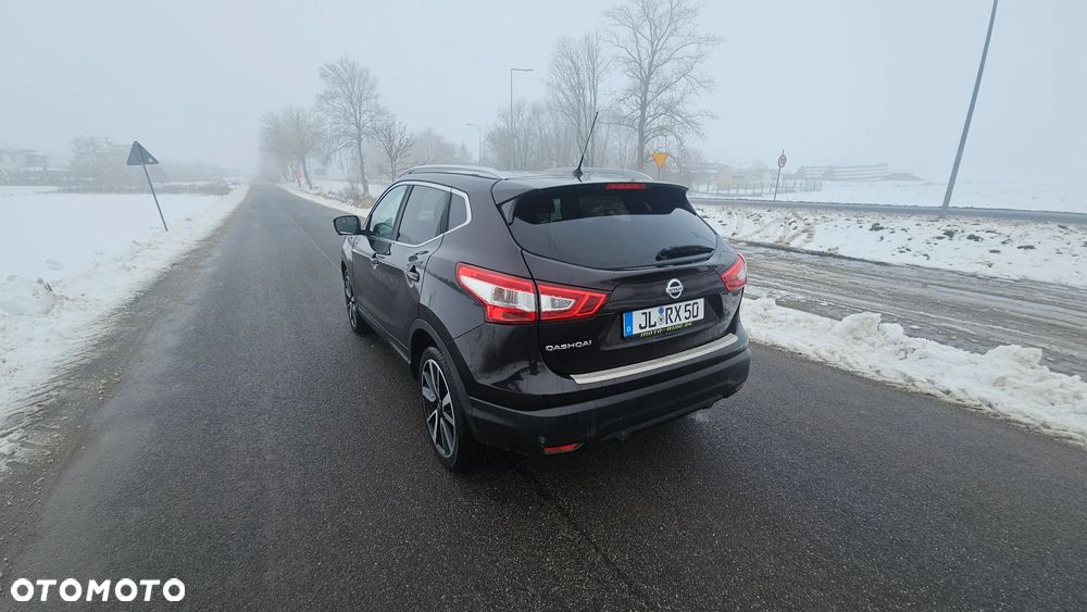 Nissan Qashqai 1.6 dCi Xtronic TEKNA+ - 17