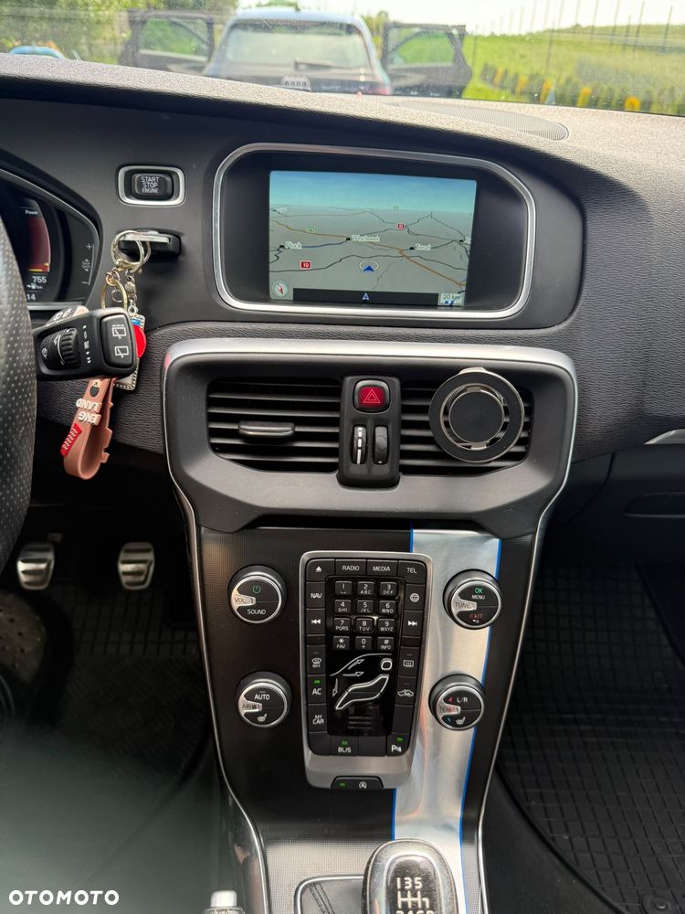 Volvo V40 D2 Drive-E R-Design Kinetic - 10
