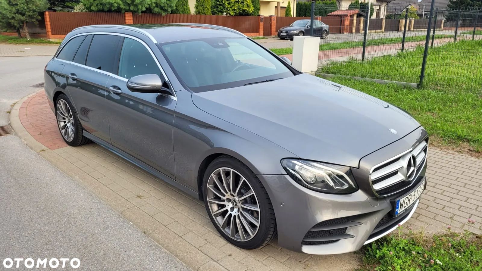 Mercedes-Benz Klasa E 220 d 9G-TRONIC - 1
