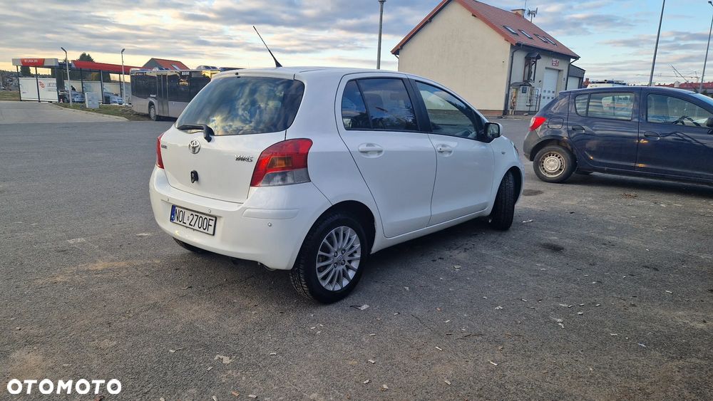 Toyota Yaris - 3