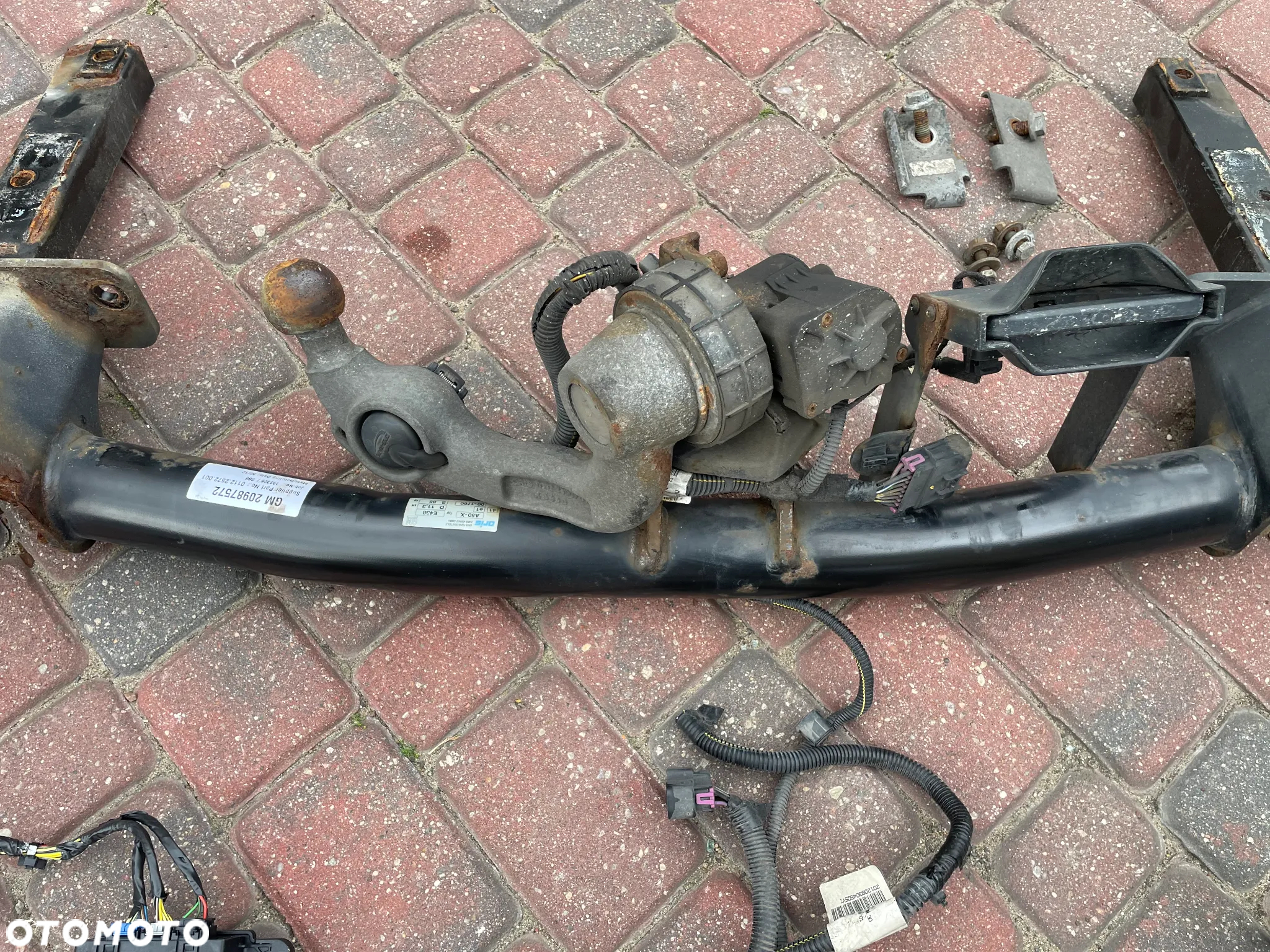 OPEL INSIGNIA A HAK oryginał wysuwany moduł belka mocowanie - 3