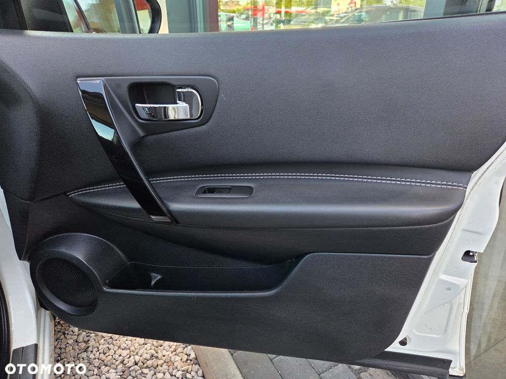Nissan Qashqai 1.6 360 - 14