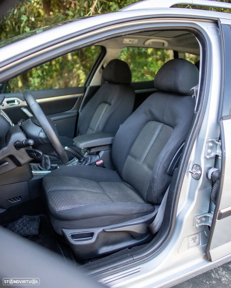 Peugeot 407 SW 1.6 HDi Executive FAP - 6