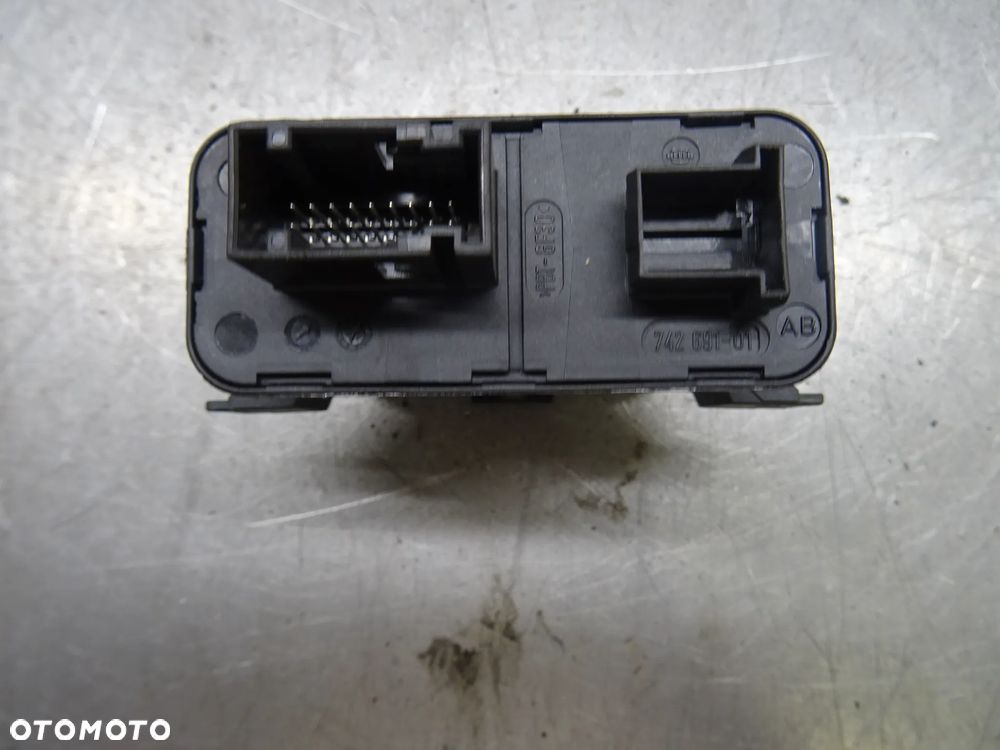 LAND ROVER FREELANDER II 06-11 2.2D MODUŁ STEROWNIK ŚWIATEŁ AH52-13K031-AA - 2