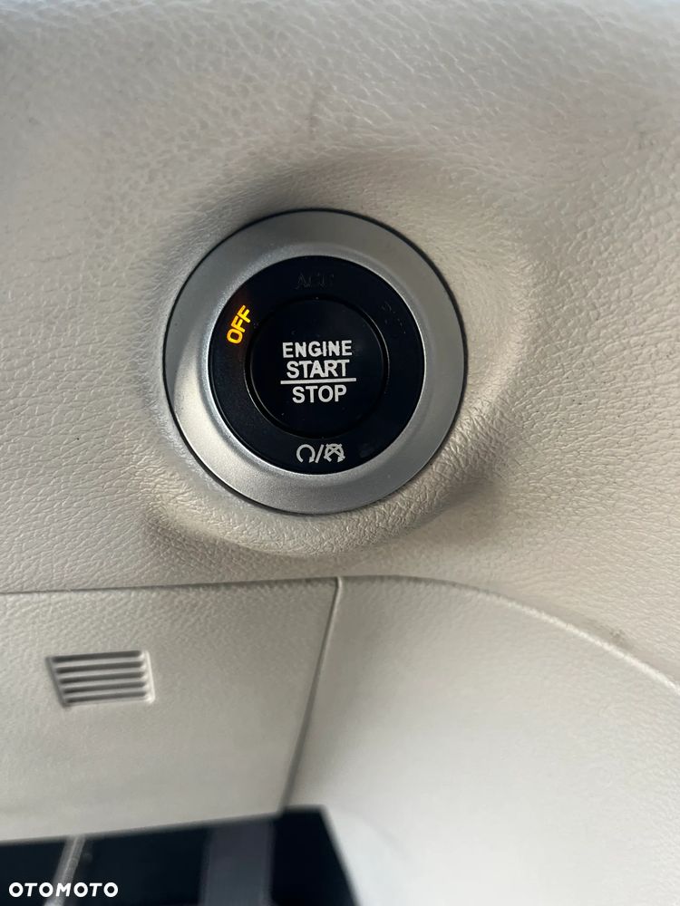 Chrysler Pacifica - 22