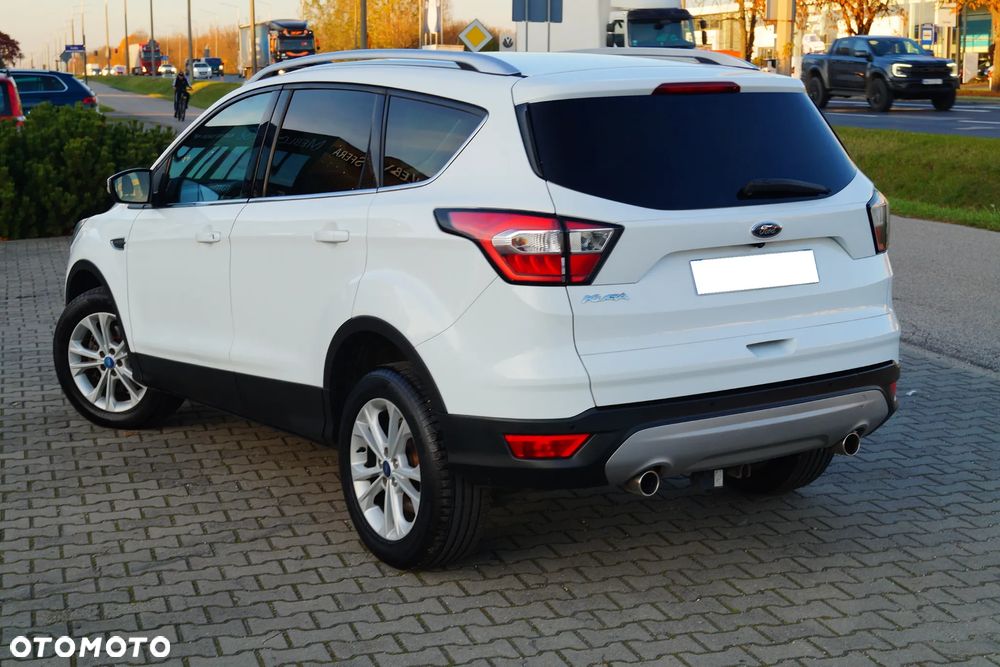 Ford Kuga 2.0 TDCi FWD Titanium Plus - 12