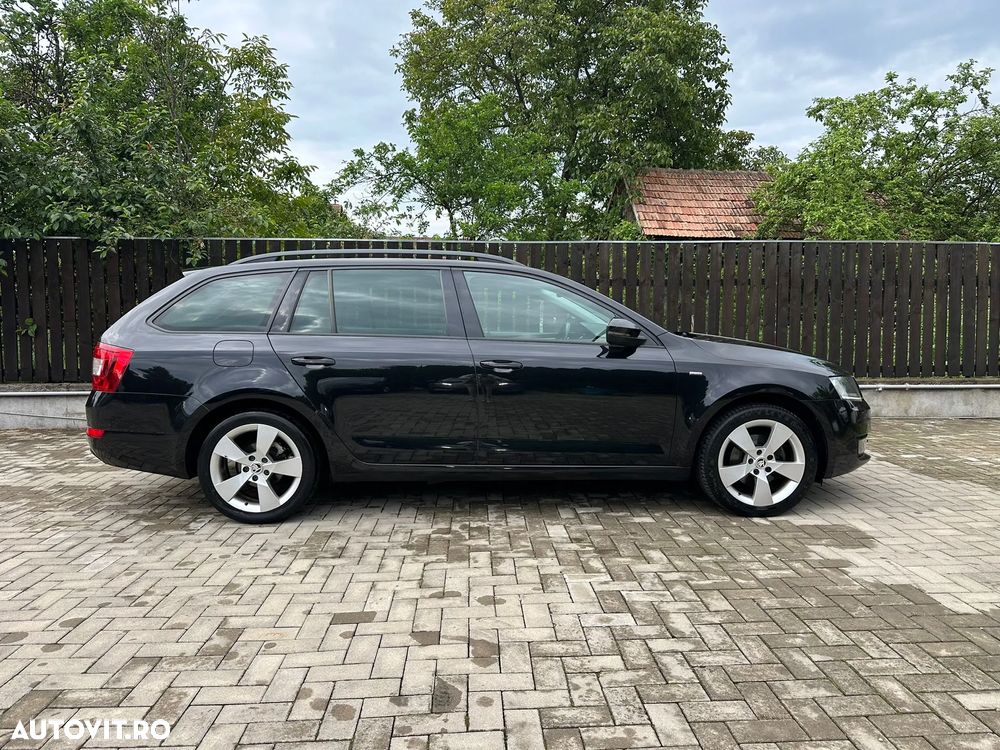 Skoda Octavia 2.0 TDI (Green tec) DSG Joy - 12