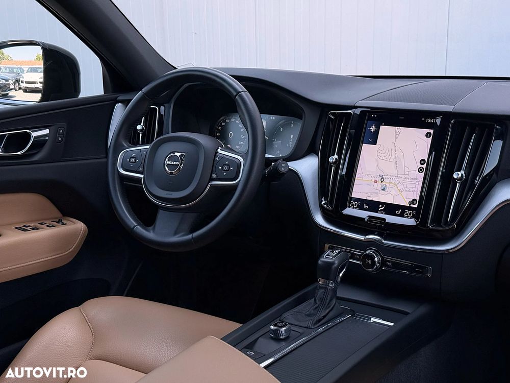 Volvo XC 60 D4 AWD Momentum - 19