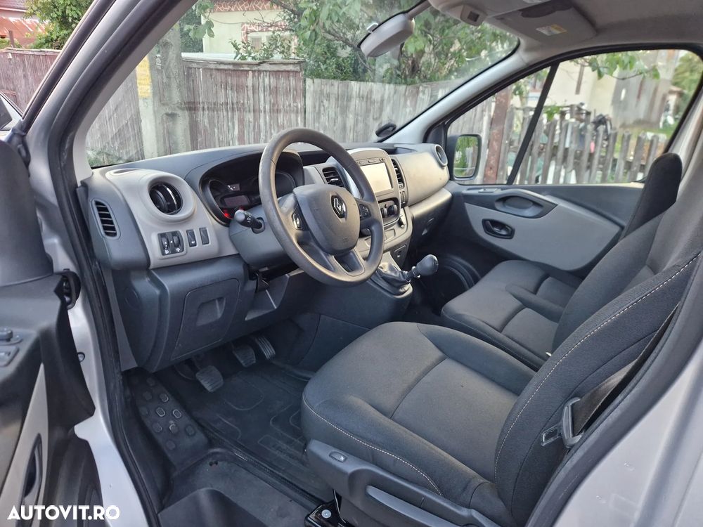 Renault Trafic - 10