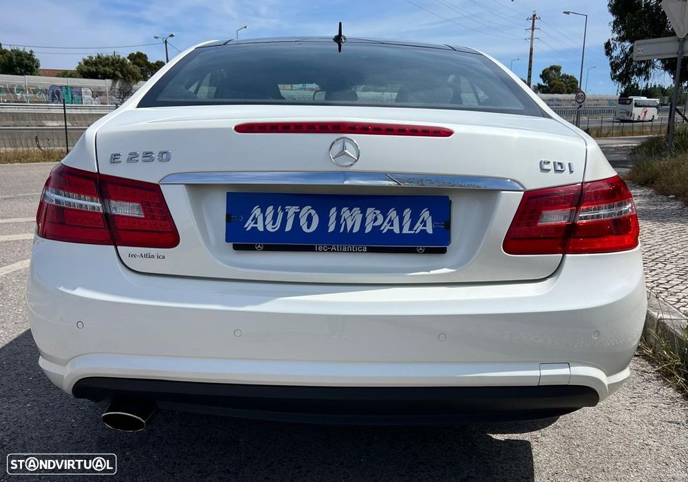 Mercedes-Benz E 250 CDi Avantgarde BlueEfficiency - 10