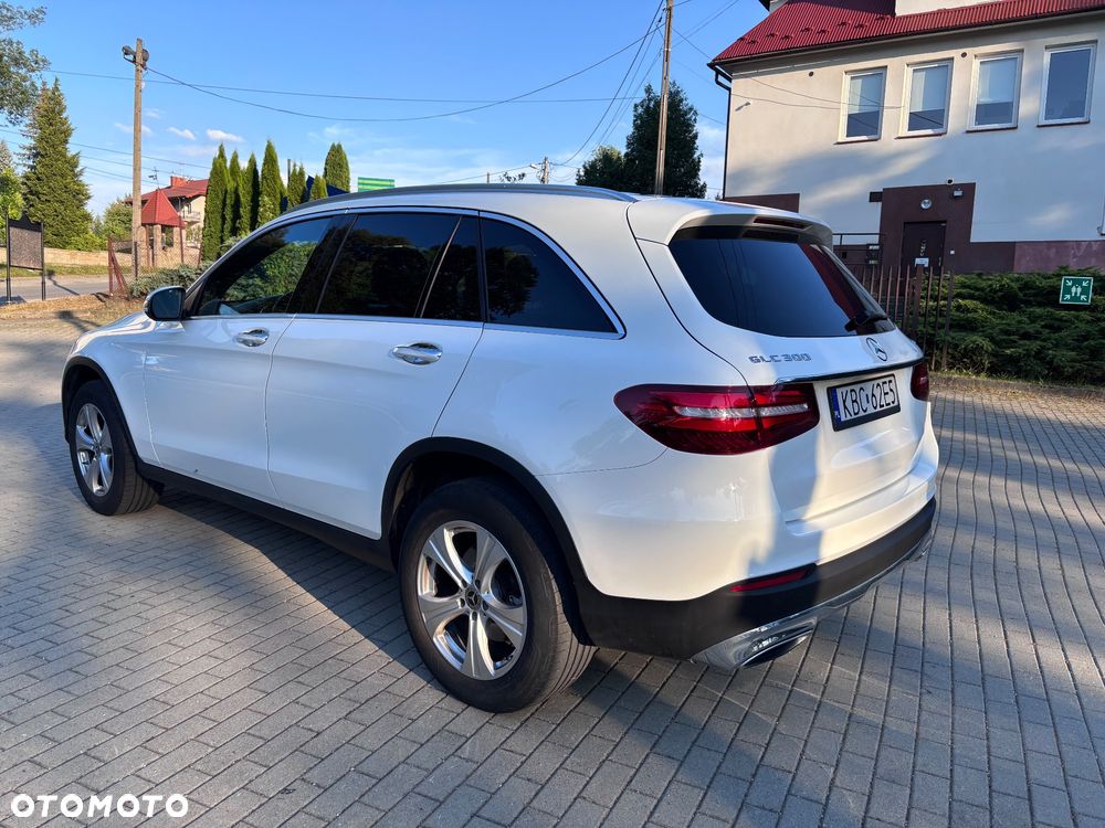 Mercedes-Benz GLC - 10