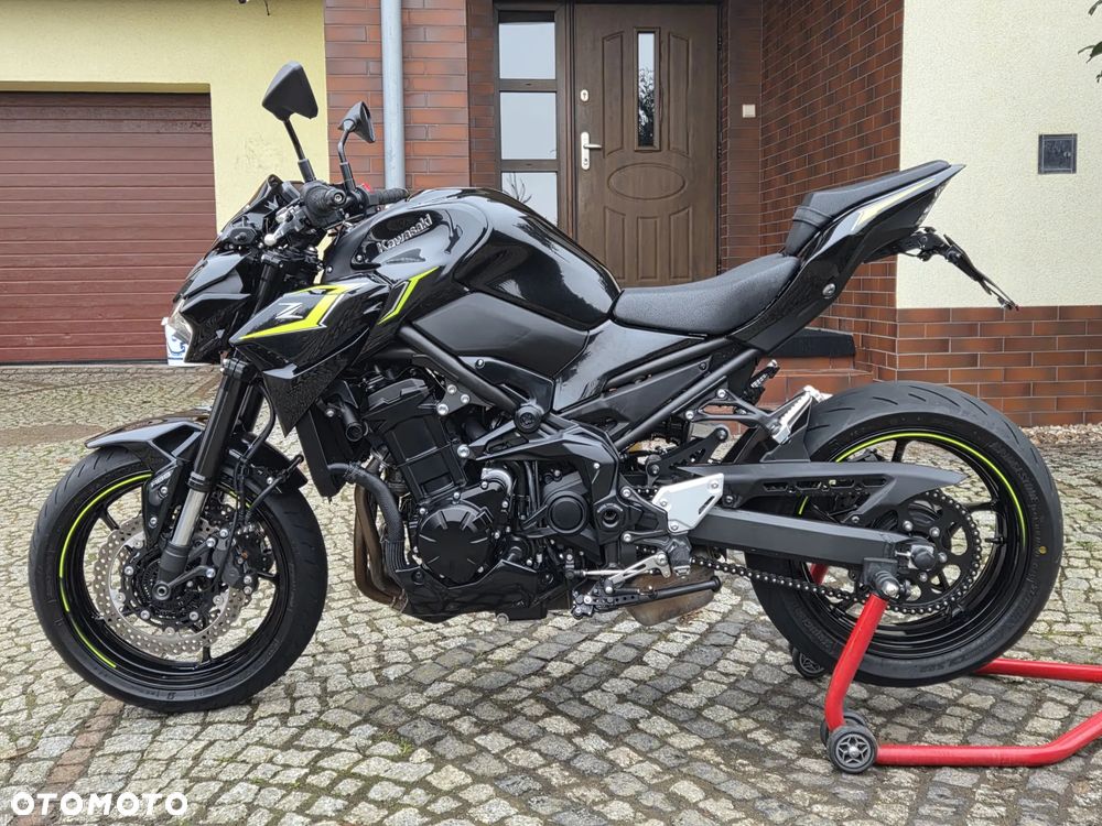 Kawasaki Z 900 - 6