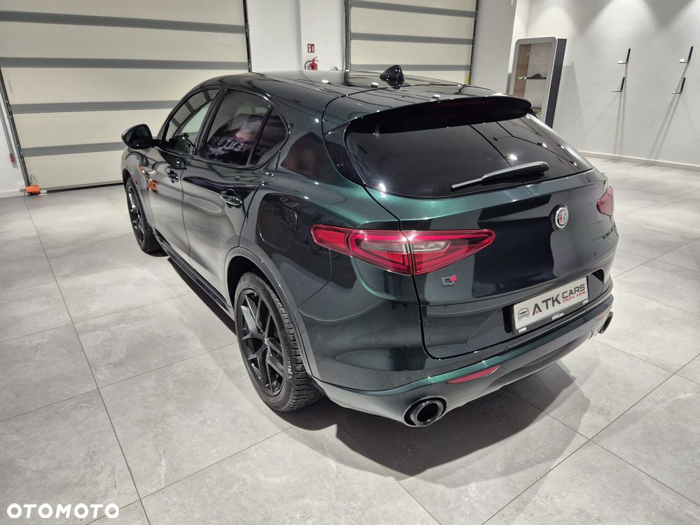 Alfa Romeo Stelvio - 7