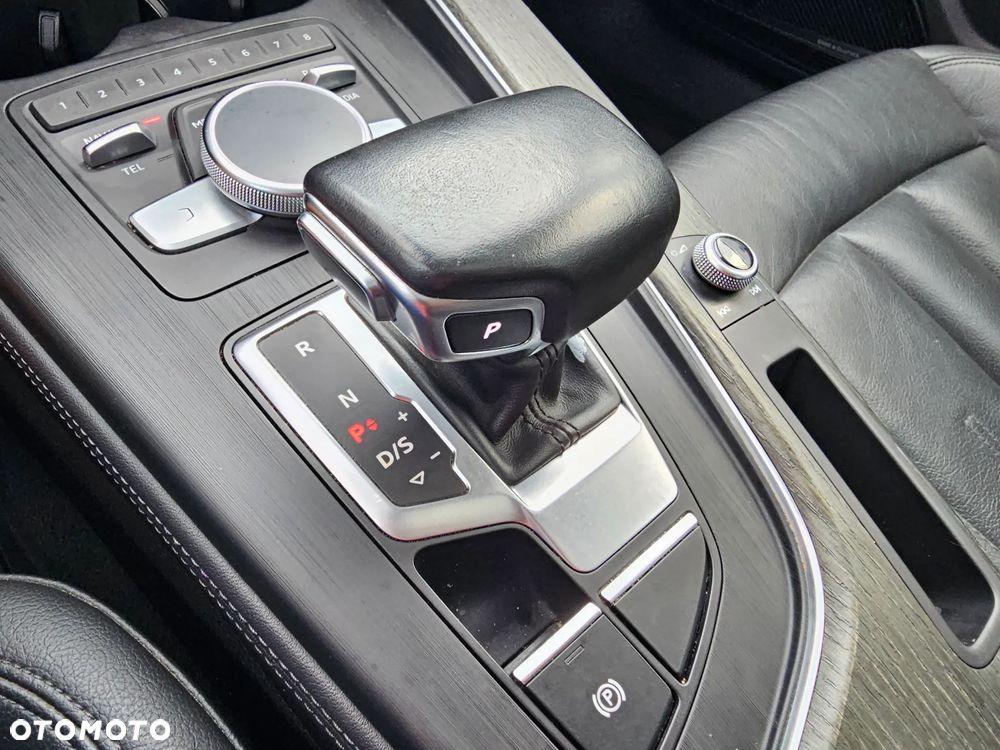 Audi A4 Limousine 2.0 TFSI S tronic design - 27