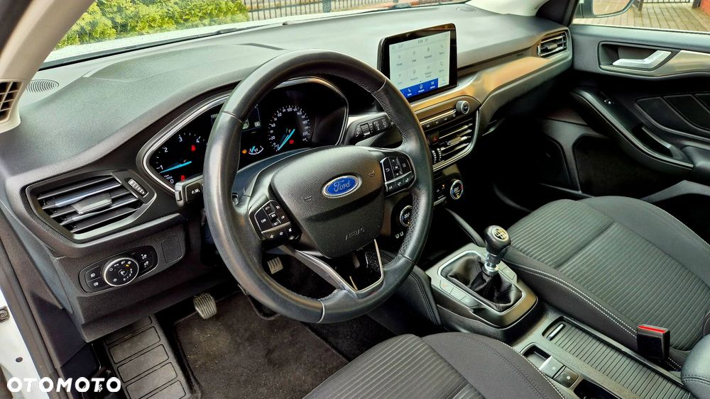 Ford Focus 1.5 EcoBlue STart-Stopp-System TITANIUM - 20