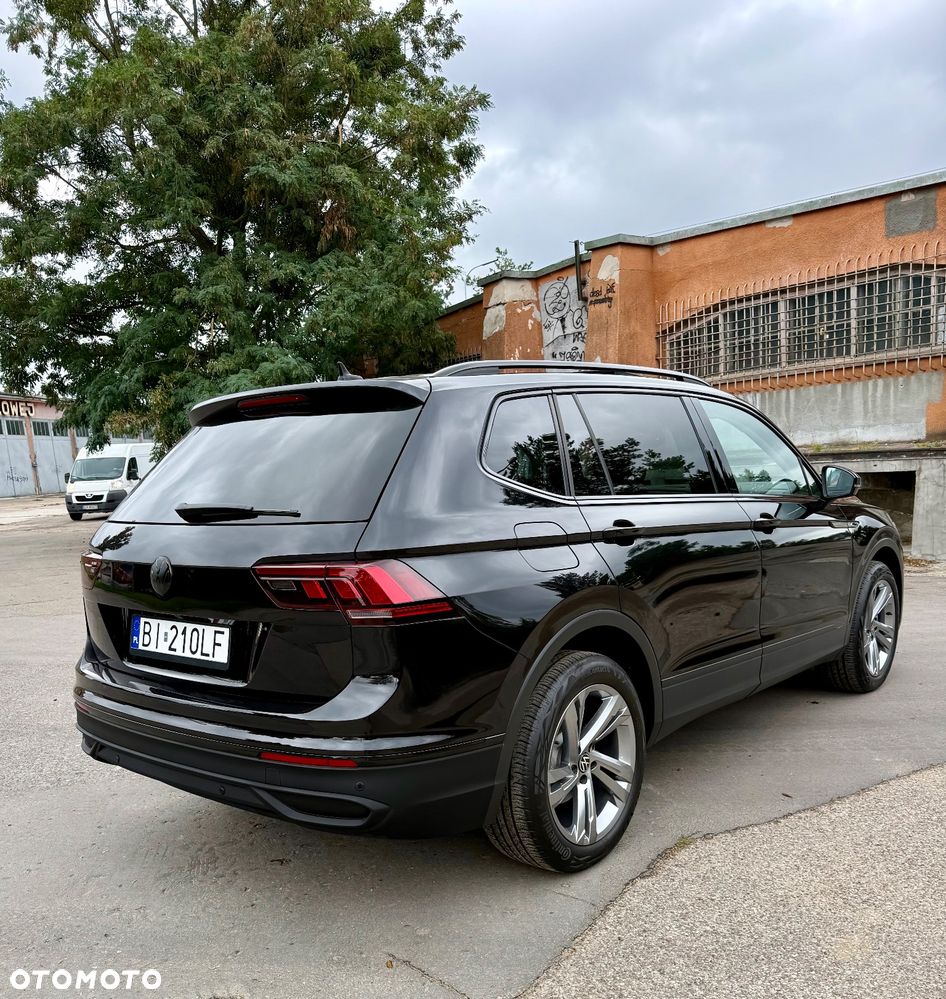 Volkswagen Tiguan Allspace - 8