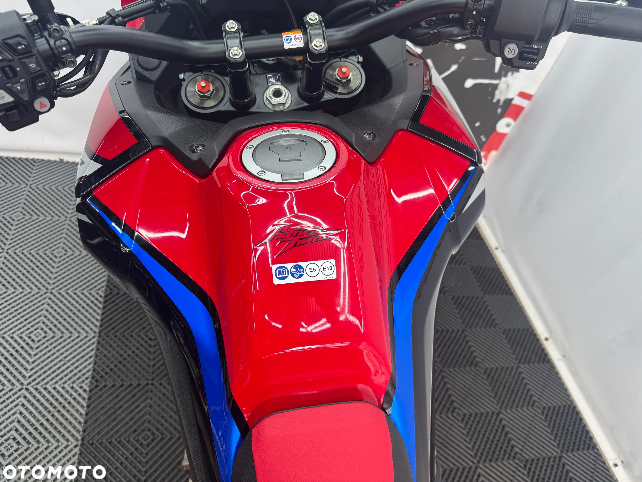 Honda CRF - 26