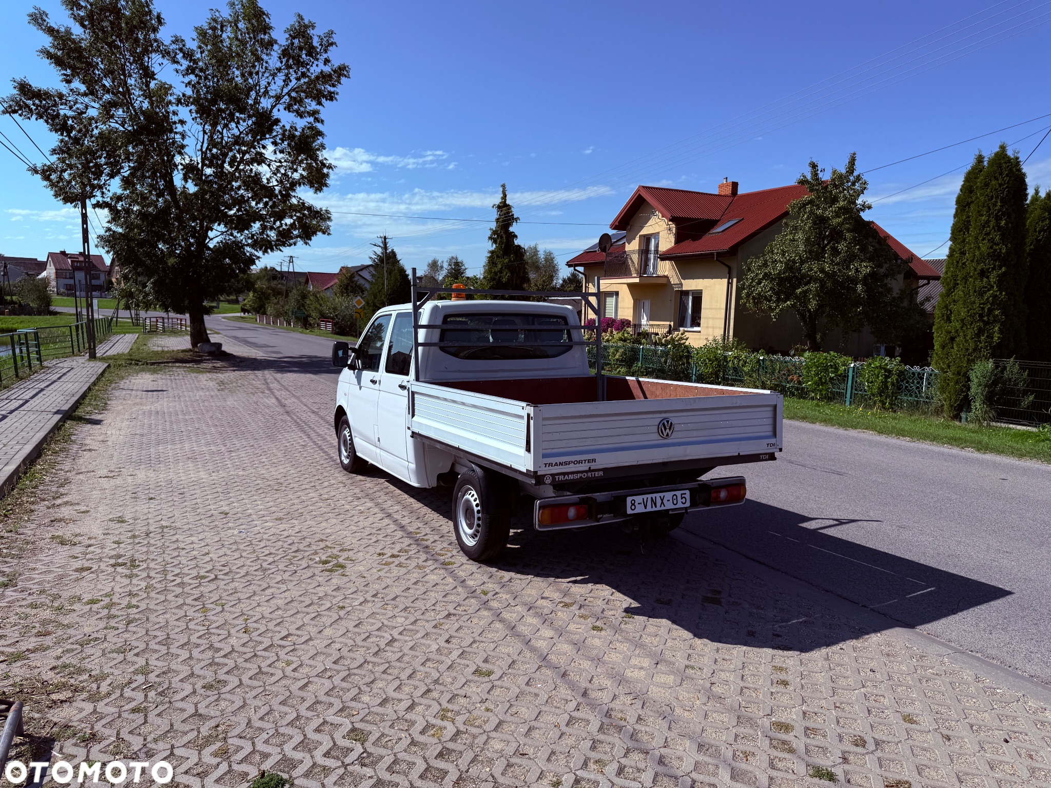 Volkswagen TRANSPORTER T5 2.0TDI CR 102KM - 26